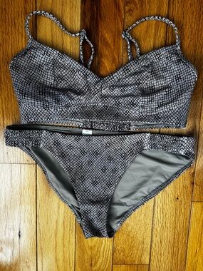 Women’s Gray Patterned Bikini Set - Swim Top & Bottom